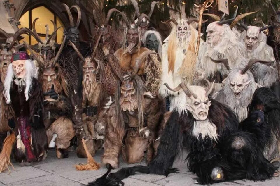 Personajes que dan forma a la navidad: Sankt Nikolaus y Krampus