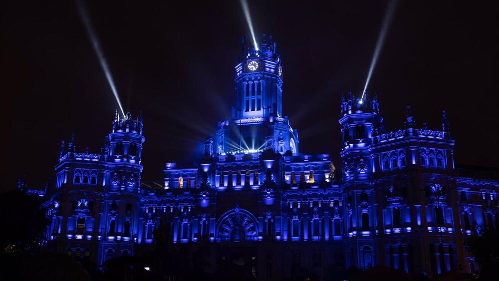 Imagen de la Plaza de Cibeles durante LuzMadrid.