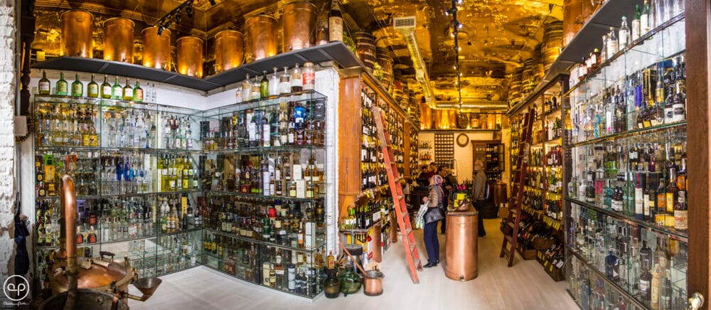 Interior de las Bodegas Mariano Madrueño.