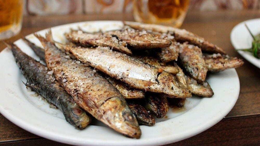 Tapa de sardinas en el Bar Santurce.