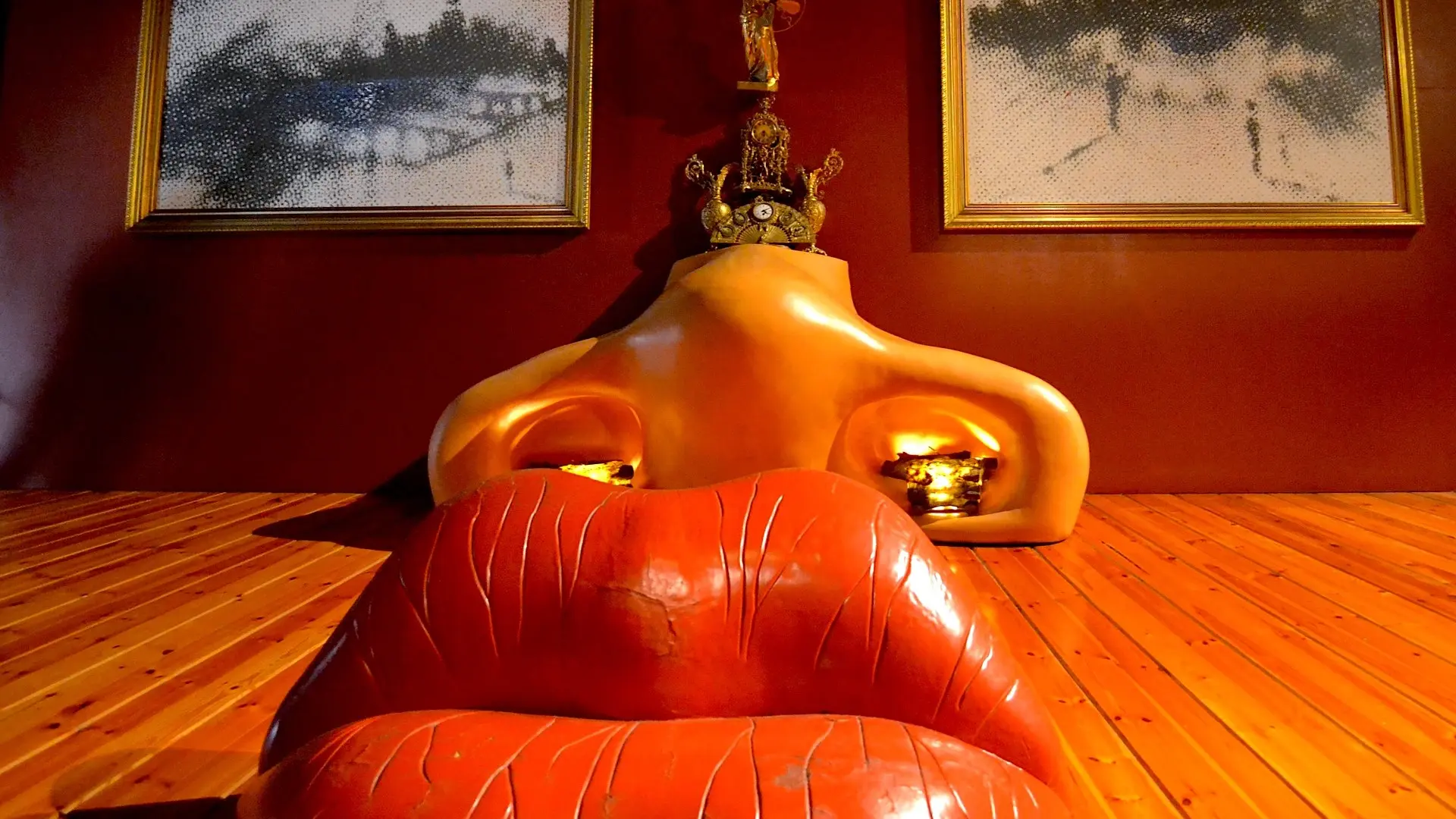 Visita Guiada al Teatro-Museo Dalí